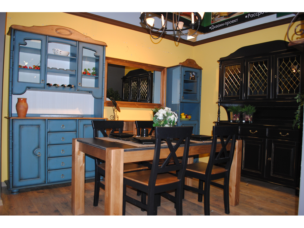 Сервант Айно 3-створчатый