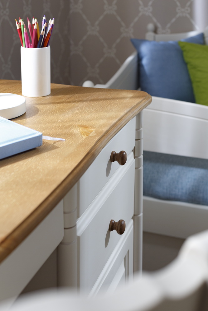 Стол письменный с 3 ящиками Айно №4