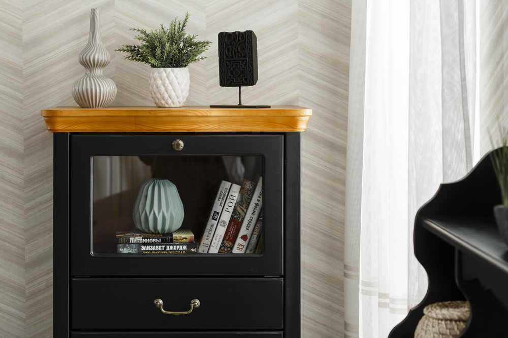 Сервант чёрный Айно №4