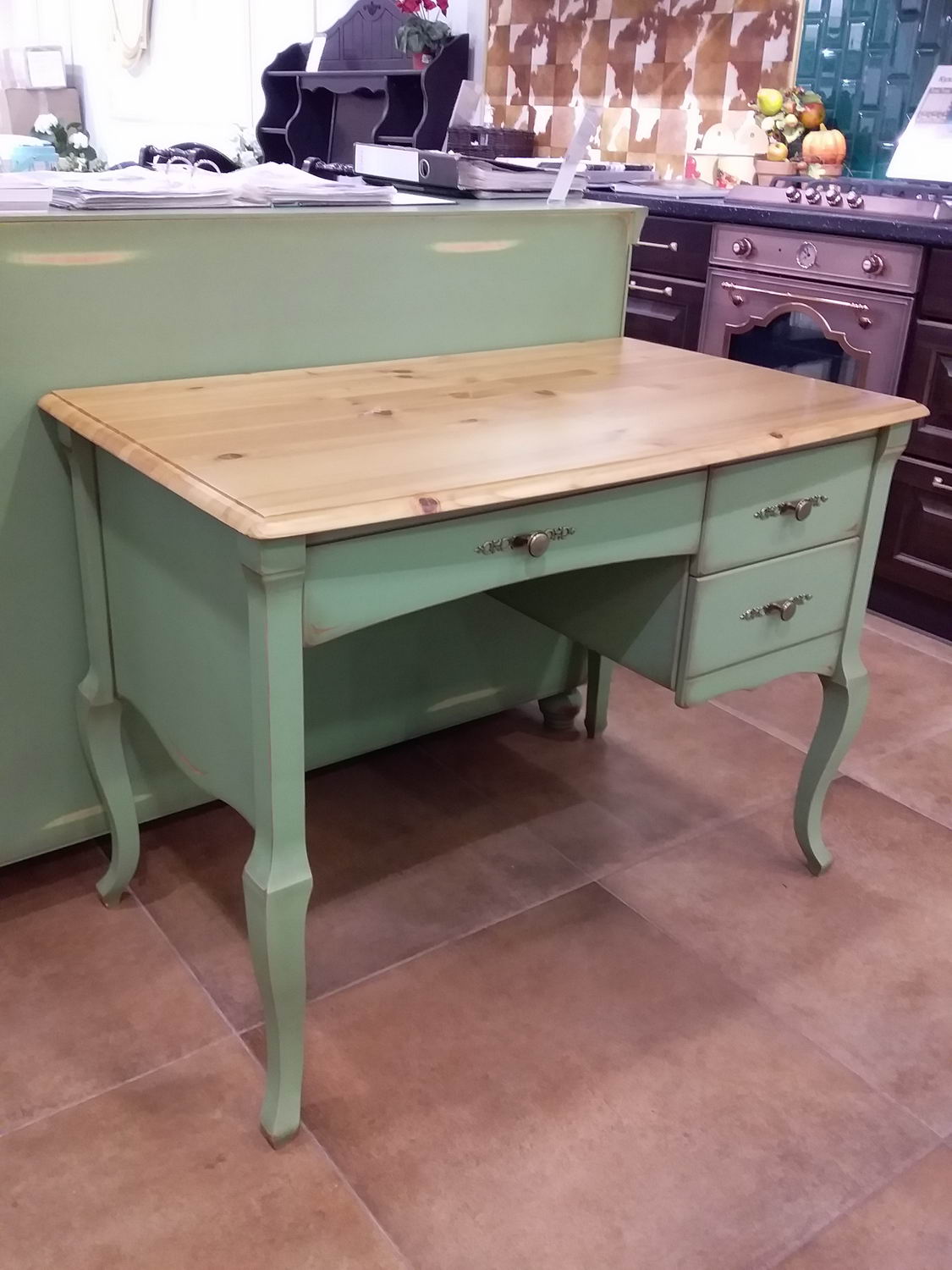 Стол из массива в спб письменный Ари-Прованс №1