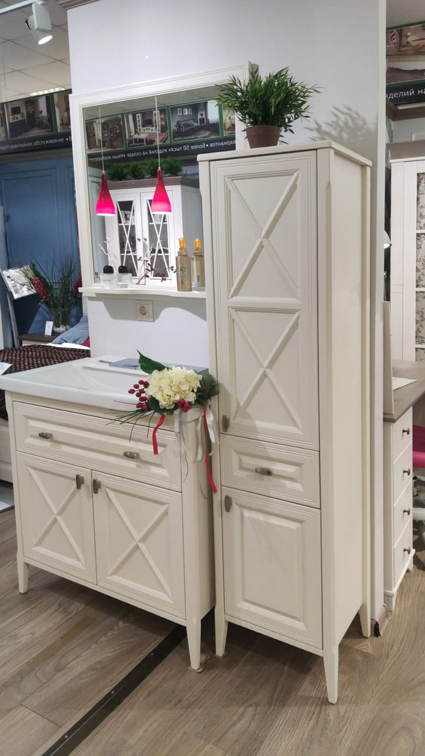 Пенал белый с дверцей Монте 40 (петли справа)