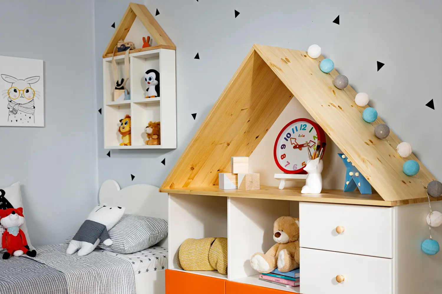 Полка светлая из сосны ТК №2