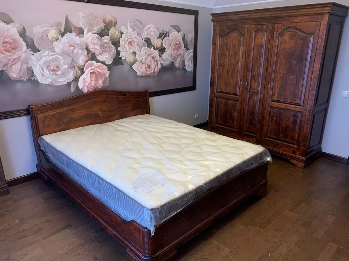 Кровать из дерева Луи Филипп ОВ 03  1200х2000