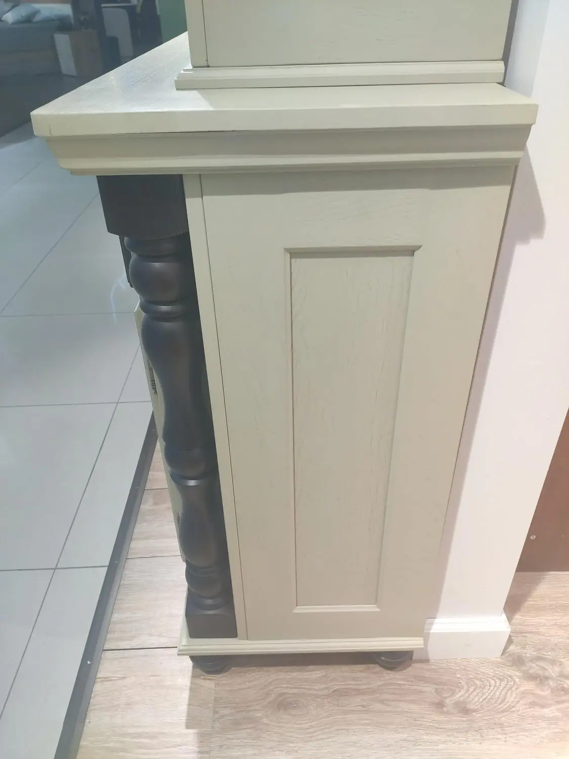 Сервант Валенсия 2-69 сосна