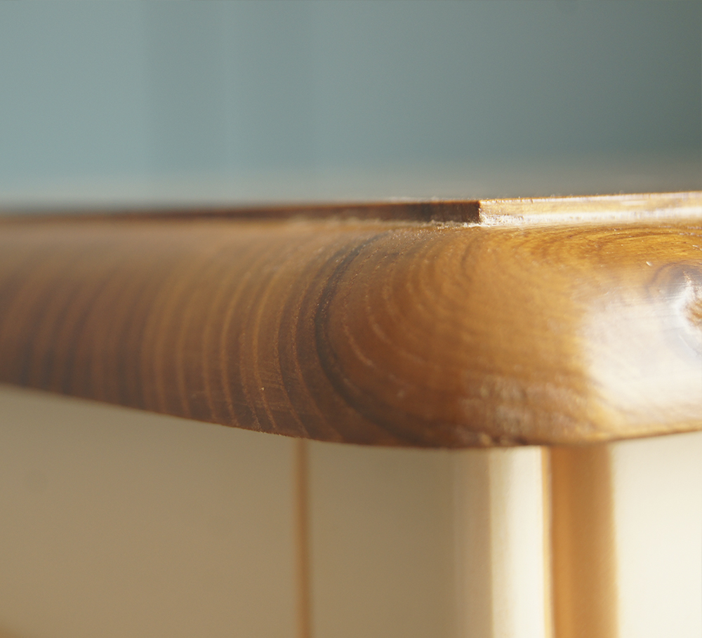 Бежевая консоль "Olivia" под TV удлиненная