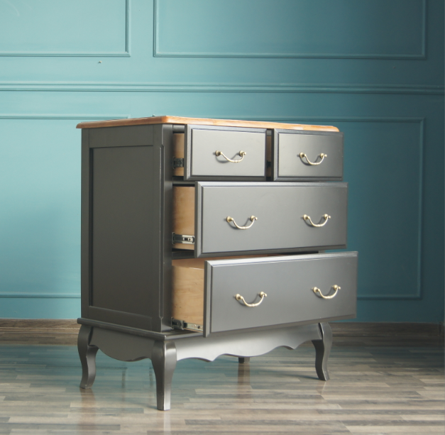 Черный комод из дерева «Leontina" (4 ящика)