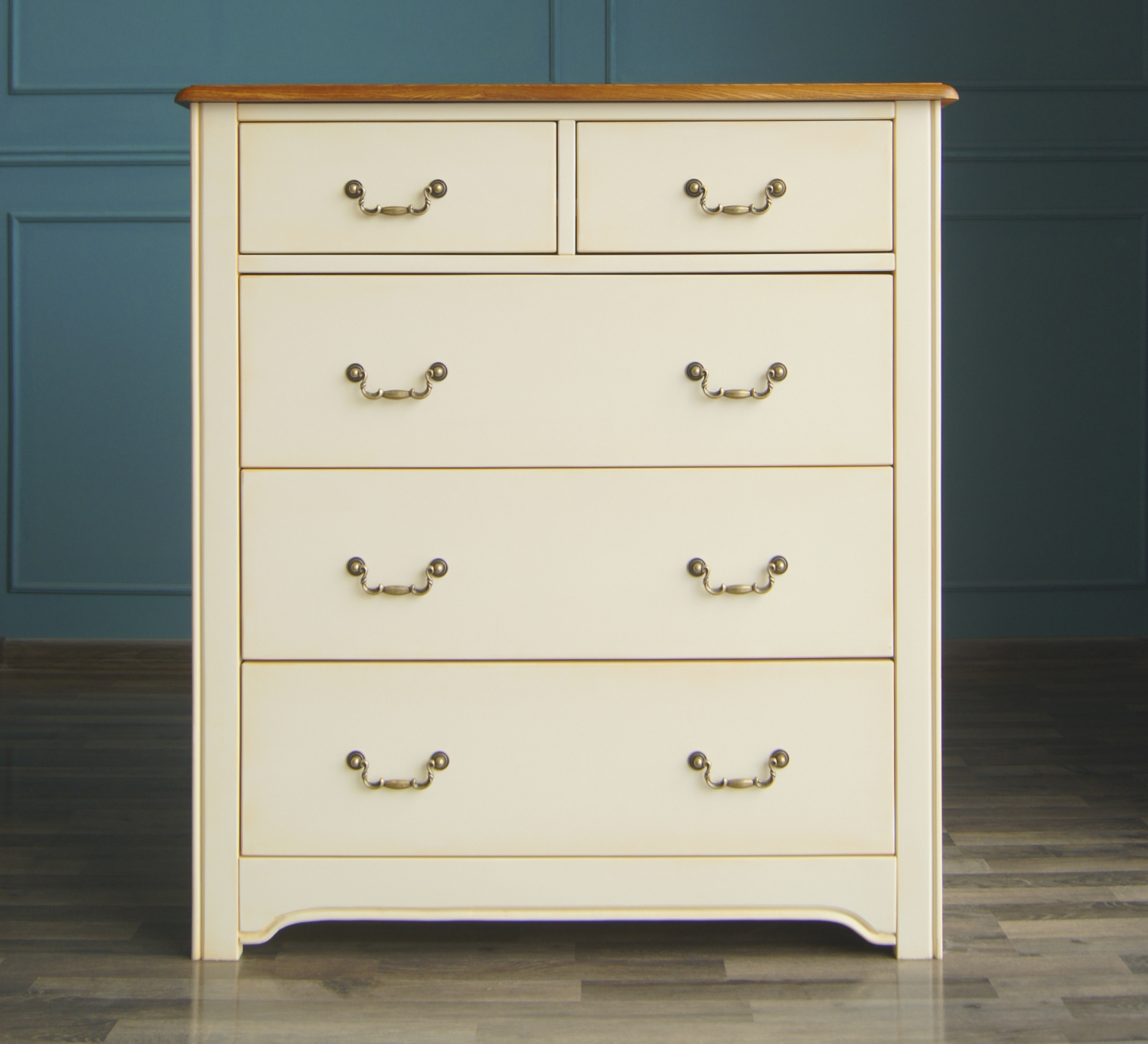 Бежевый комод "Olivia" на пять ящиков