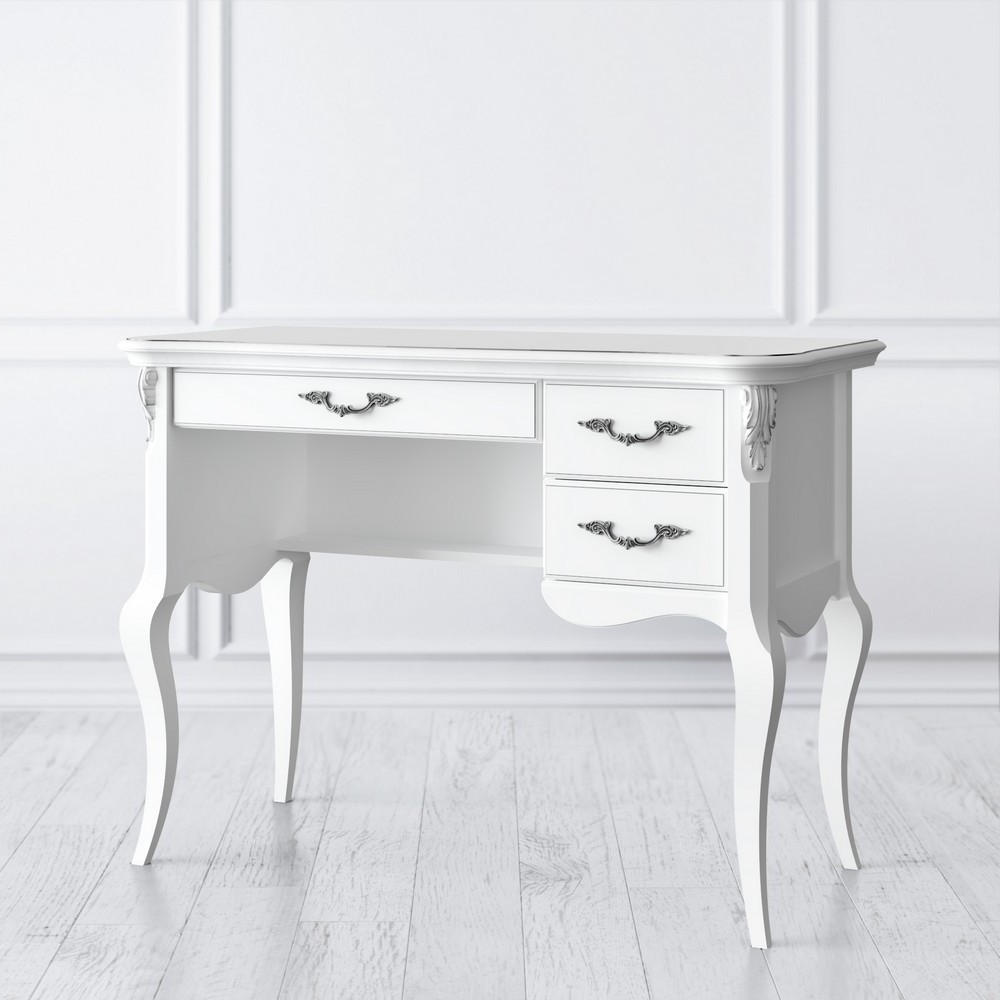 Туалетный столик 