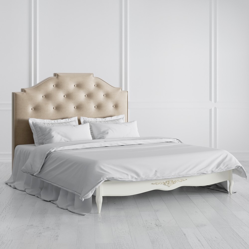 Кровать с мягким изголовьем 180*200 