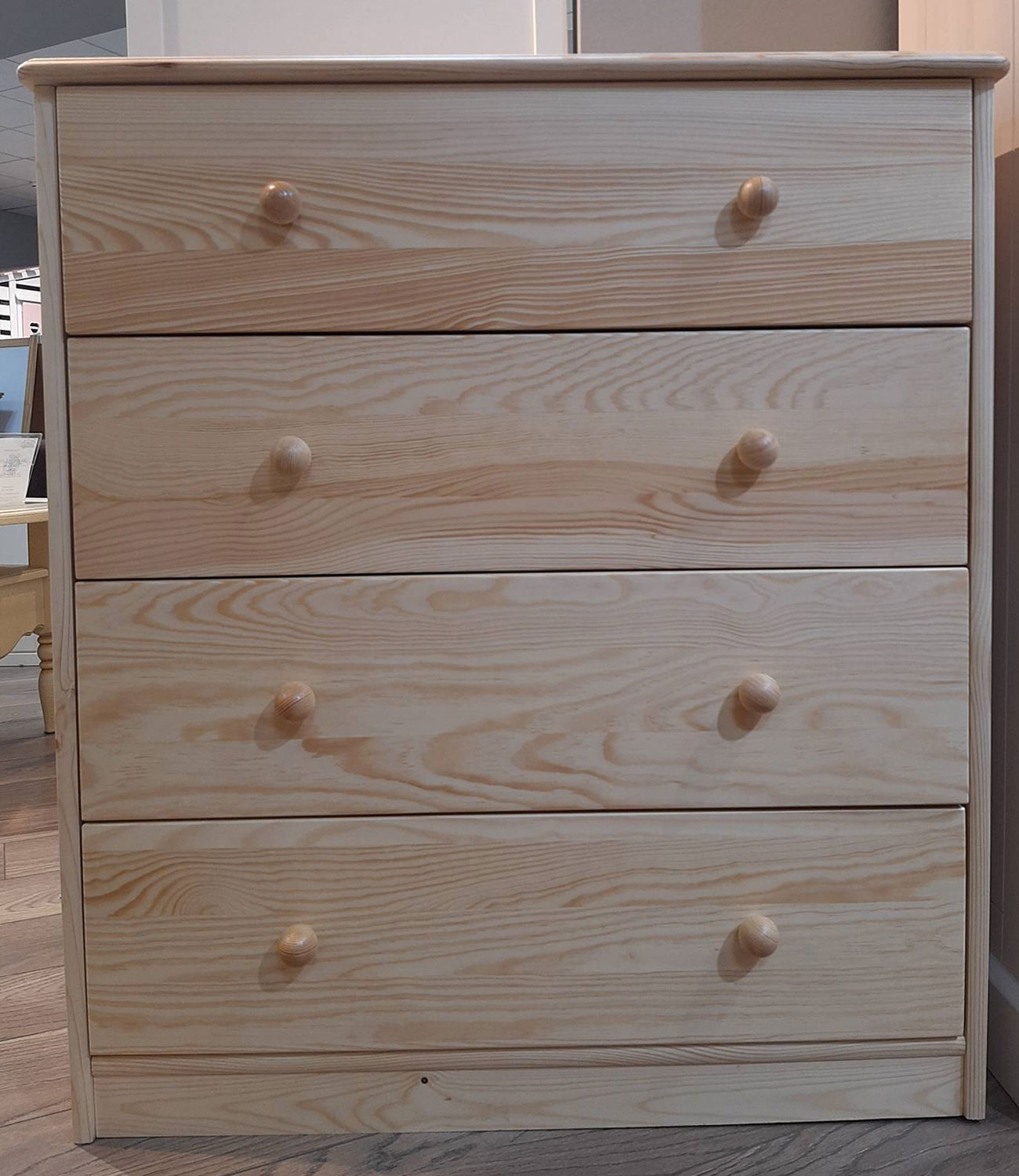 Комод с ящиками массив сосны 75-04 Вокко