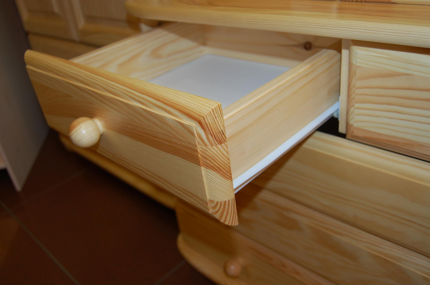 Комод с 5 ящиками Вокко 82-05