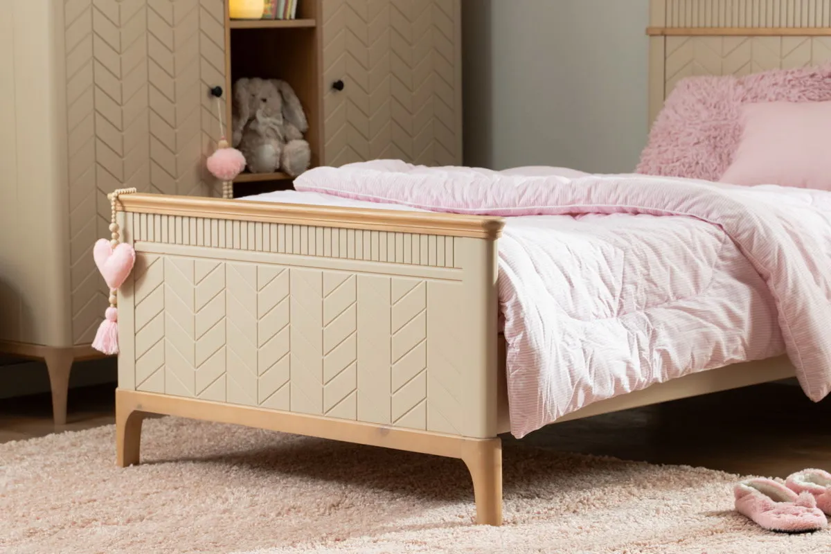 Кровать массив сосны Грета №17 1200х2000