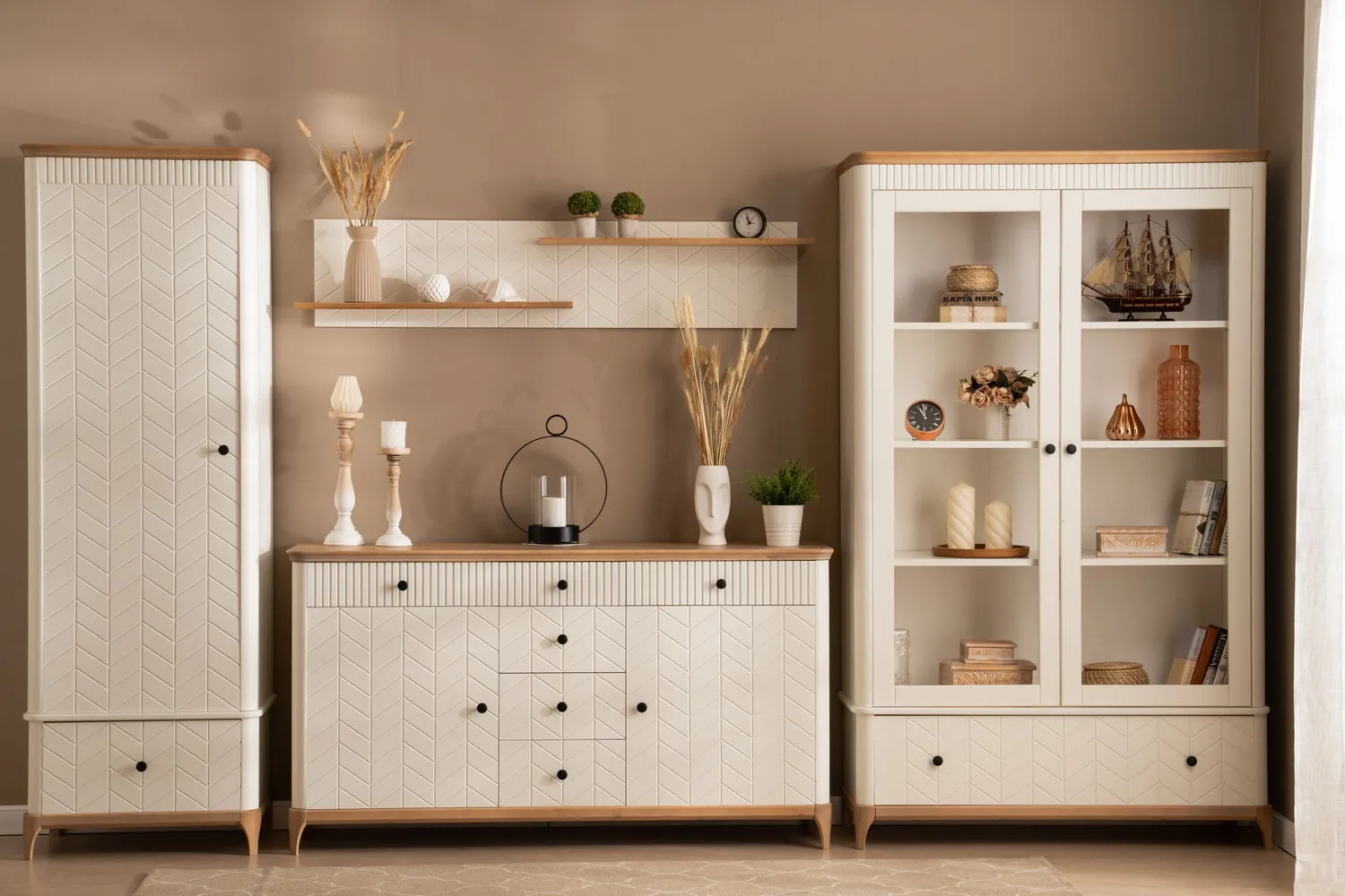   Комод массив сосны Грета №1-140  